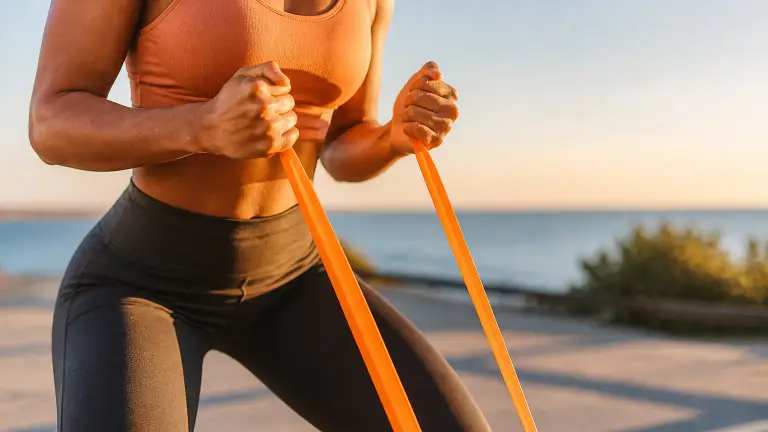 Elastici Fitness: La Guida Definitiva per Scegliere le Bande di Resistenza Giuste